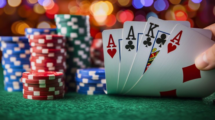 Tampilan mobile rahayu88 dengan sportsbook dan live casino di layar